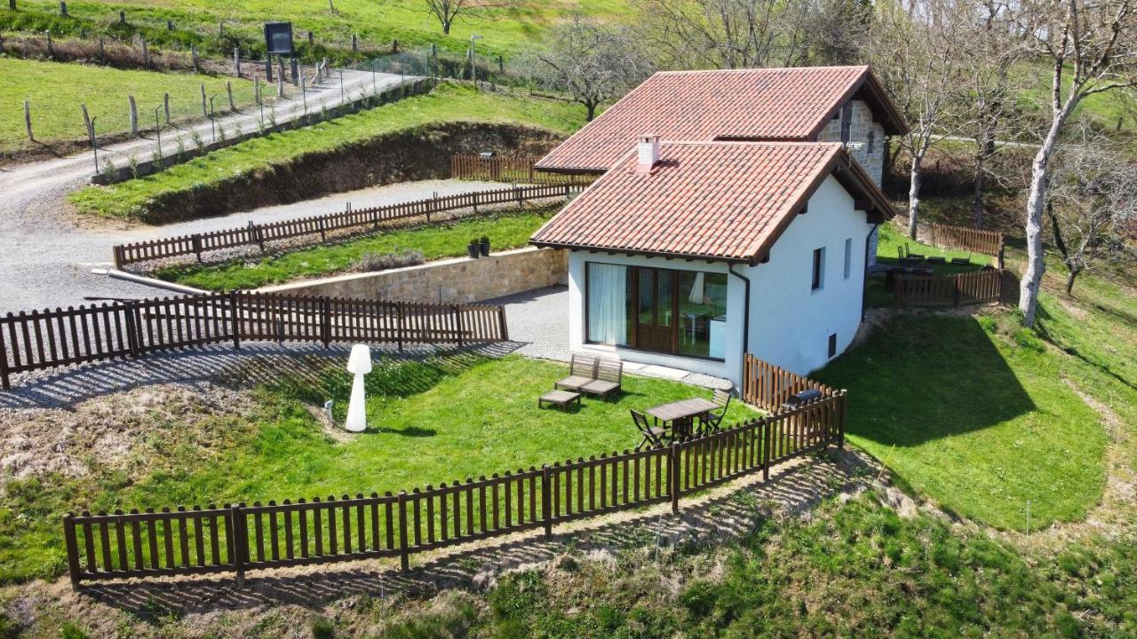Finca La Caseria Apartamentos Onís Exteriér fotografie