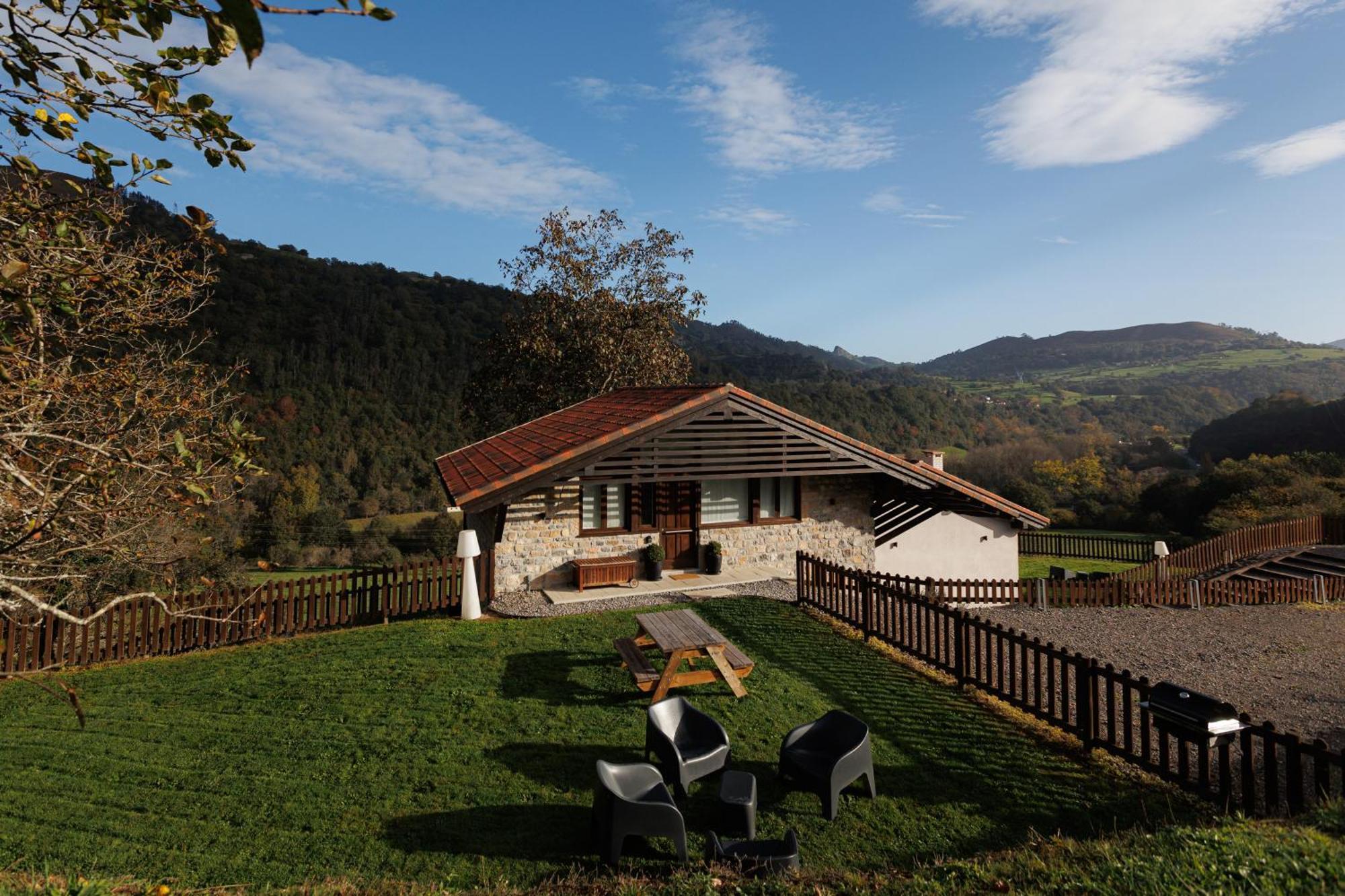Finca La Caseria Apartamentos Onís Exteriér fotografie